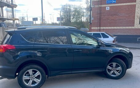 Toyota RAV4, 2015 год, 1 865 000 рублей, 7 фотография