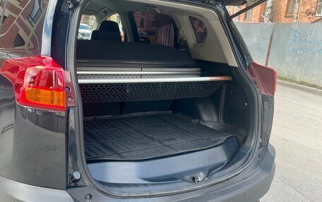 Toyota RAV4, 2015 год, 1 865 000 рублей, 15 фотография