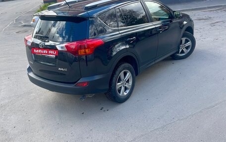 Toyota RAV4, 2015 год, 1 865 000 рублей, 11 фотография