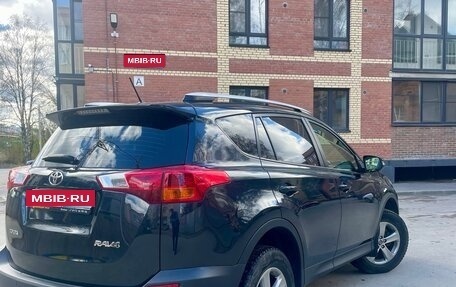 Toyota RAV4, 2015 год, 1 865 000 рублей, 9 фотография