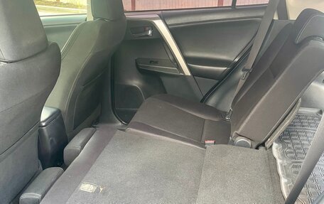 Toyota RAV4, 2015 год, 1 865 000 рублей, 19 фотография