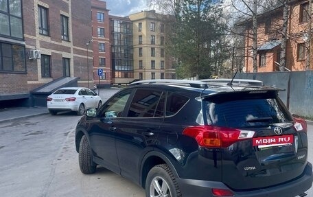 Toyota RAV4, 2015 год, 1 865 000 рублей, 14 фотография