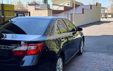 Toyota Camry, 2014 год, 1 950 000 рублей, 4 фотография