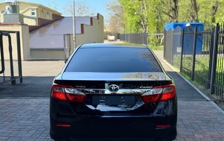 Toyota Camry, 2014 год, 1 950 000 рублей, 3 фотография
