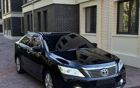 Toyota Camry, 2014 год, 1 950 000 рублей, 2 фотография