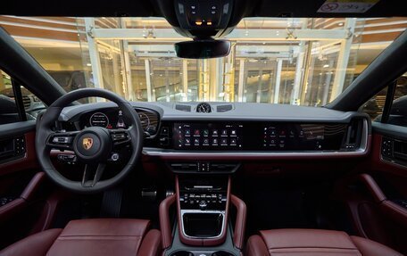 Porsche Cayenne III, 2025 год, 21 000 000 рублей, 19 фотография