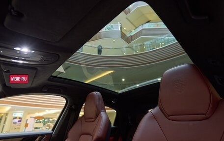 Porsche Cayenne III, 2025 год, 21 000 000 рублей, 18 фотография