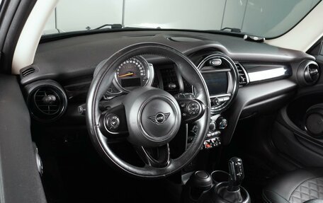 MINI Hatch, 2018 год, 1 919 000 рублей, 7 фотография