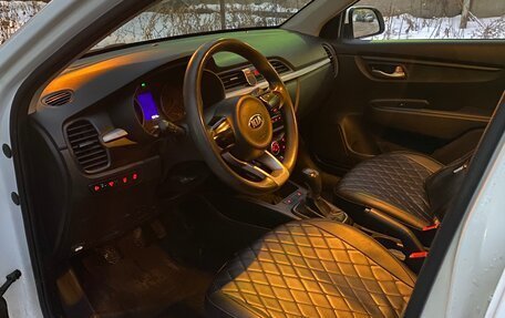 KIA Rio IV, 2017 год, 1 100 000 рублей, 6 фотография