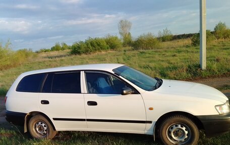Toyota Caldina, 2002 год, 432 000 рублей, 2 фотография