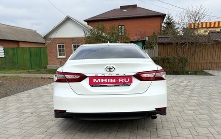 Toyota Camry, 2019 год, 3 000 000 рублей, 9 фотография