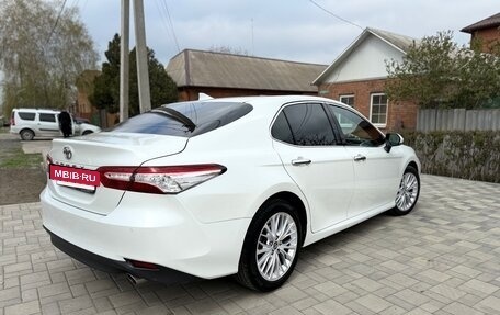 Toyota Camry, 2019 год, 3 000 000 рублей, 10 фотография
