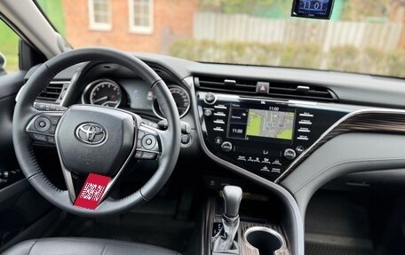 Toyota Camry, 2019 год, 3 000 000 рублей, 12 фотография