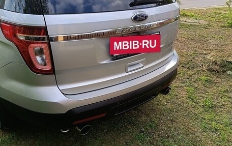 Ford Explorer VI, 2014 год, 2 600 000 рублей, 13 фотография