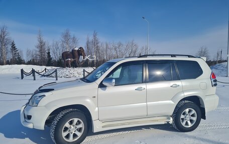 Toyota Land Cruiser Prado 120 рестайлинг, 2007 год, 2 299 000 рублей, 2 фотография