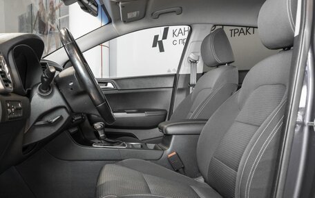 KIA Sportage IV рестайлинг, 2018 год, 2 103 900 рублей, 16 фотография