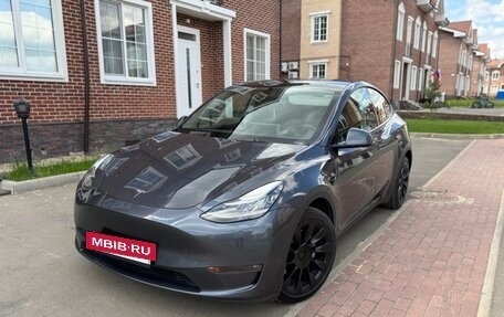 Tesla Model Y I, 2022 год, 4 888 000 рублей, 3 фотография