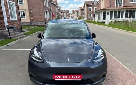 Tesla Model Y I, 2022 год, 4 888 000 рублей, 2 фотография