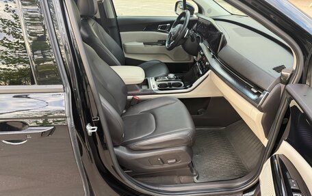 KIA Carnival, 2022 год, 4 350 000 рублей, 18 фотография
