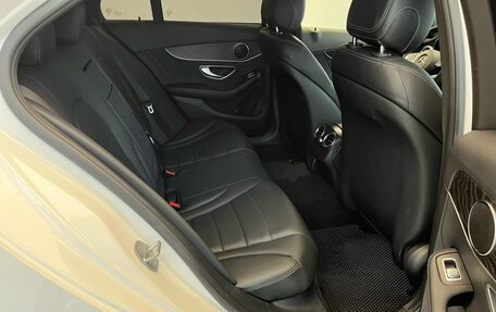 Mercedes-Benz C-Класс, 2017 год, 2 200 000 рублей, 14 фотография