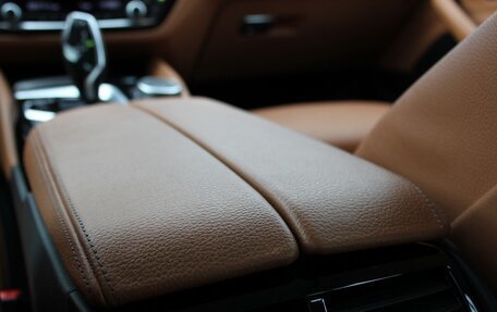 BMW 5 серия, 2017 год, 4 090 000 рублей, 17 фотография