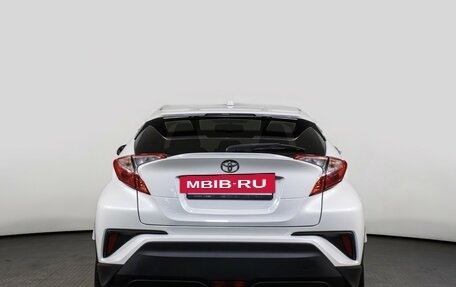 Toyota C-HR I рестайлинг, 2018 год, 2 088 000 рублей, 6 фотография