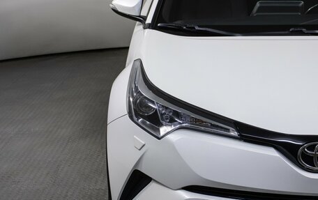 Toyota C-HR I рестайлинг, 2018 год, 2 088 000 рублей, 20 фотография