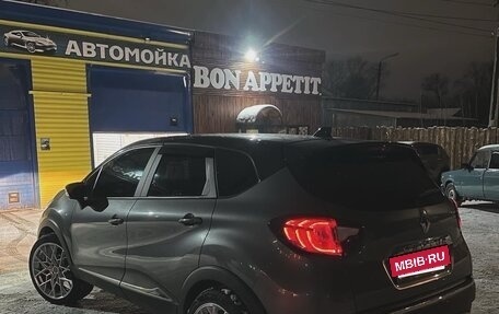 Renault Kaptur I рестайлинг, 2021 год, 2 100 000 рублей, 9 фотография