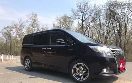 Toyota Esquire I, 2015 год, 2 000 000 рублей, 2 фотография