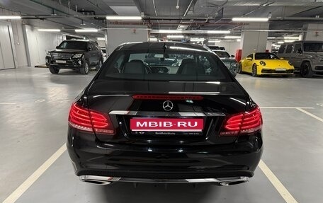 Mercedes-Benz E-Класс, 2015 год, 2 400 000 рублей, 3 фотография