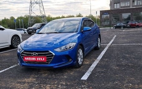 Hyundai Elantra VI рестайлинг, 2017 год, 1 400 000 рублей, 3 фотография
