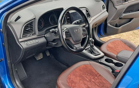 Hyundai Elantra VI рестайлинг, 2017 год, 1 400 000 рублей, 14 фотография