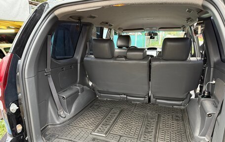 Toyota Land Cruiser Prado 120 рестайлинг, 2006 год, 2 100 000 рублей, 17 фотография