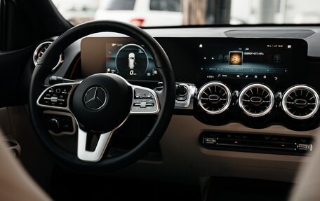 Mercedes-Benz GLB, 2021 год, 5 000 000 рублей, 18 фотография
