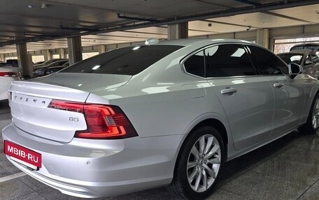 Volvo S90 II рестайлинг, 2022 год, 3 023 250 рублей, 4 фотография