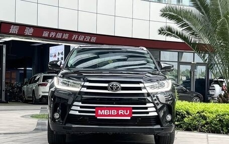 Toyota Highlander III, 2021 год, 2 910 010 рублей, 5 фотография
