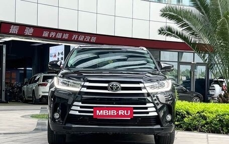 Toyota Highlander III, 2021 год, 2 910 010 рублей, 14 фотография