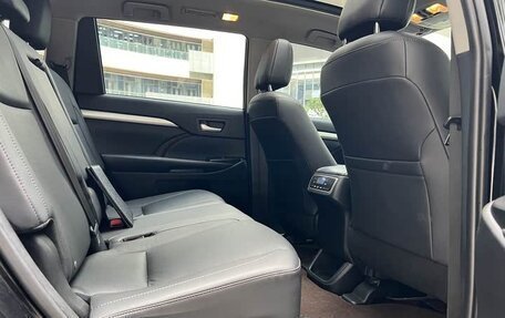 Toyota Highlander III, 2021 год, 2 910 010 рублей, 22 фотография