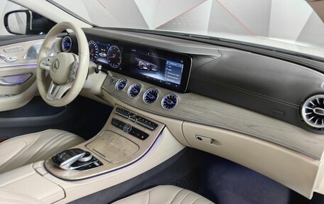 Mercedes-Benz CLS, 2019 год, 4 900 000 рублей, 11 фотография