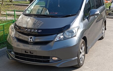 Honda Freed I, 2009 год, 1 390 000 рублей, 16 фотография