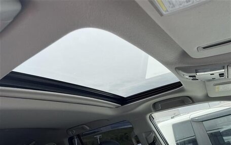 Toyota Land Cruiser Prado 150 рестайлинг 2, 2022 год, 3 689 000 рублей, 14 фотография
