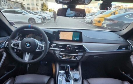 BMW 5 серия, 2021 год, 3 915 000 рублей, 7 фотография