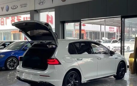 Volkswagen Golf VIII, 2021 год, 1 500 000 рублей, 6 фотография