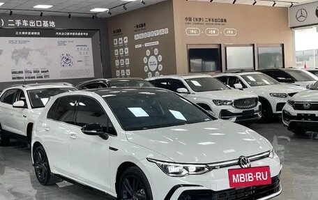 Volkswagen Golf VIII, 2021 год, 1 500 000 рублей, 3 фотография