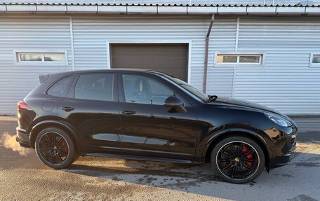 Porsche Cayenne III, 2016 год, 6 900 000 рублей, 2 фотография