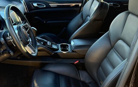 Porsche Cayenne III, 2016 год, 6 900 000 рублей, 6 фотография