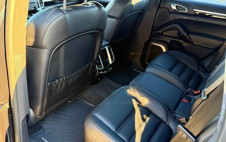 Porsche Cayenne III, 2016 год, 6 900 000 рублей, 10 фотография
