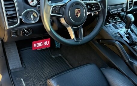 Porsche Cayenne III, 2016 год, 6 900 000 рублей, 7 фотография