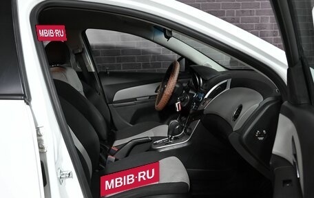 Chevrolet Cruze II, 2013 год, 850 000 рублей, 10 фотография