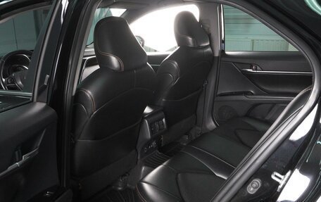 Toyota Camry, 2018 год, 2 625 000 рублей, 11 фотография